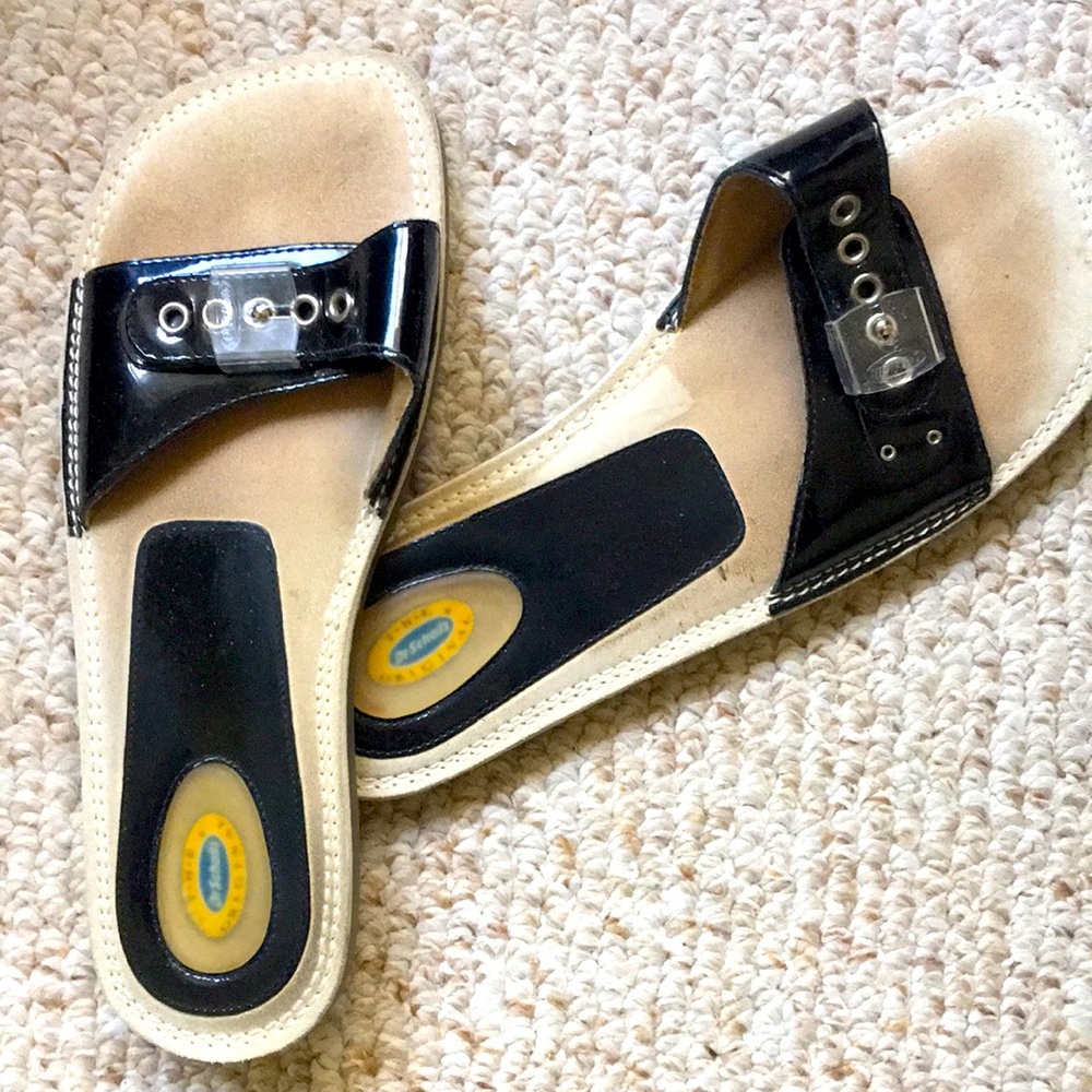 DR.SCHOLL’S Patent Leather Sandals - Picture 5 of 5